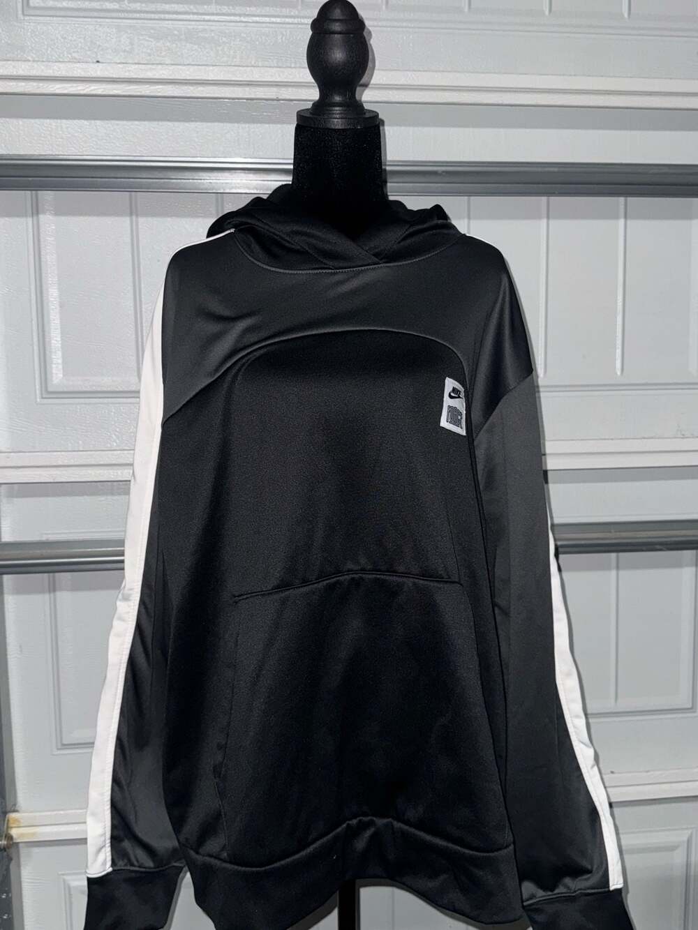 Nike Sportswear Black & White Striped Poly-Knit Pullover Hoodie (XL)